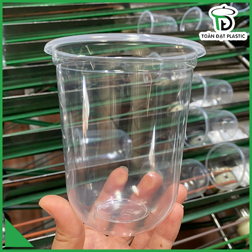 Cốc nhựa dùng 1 lần
